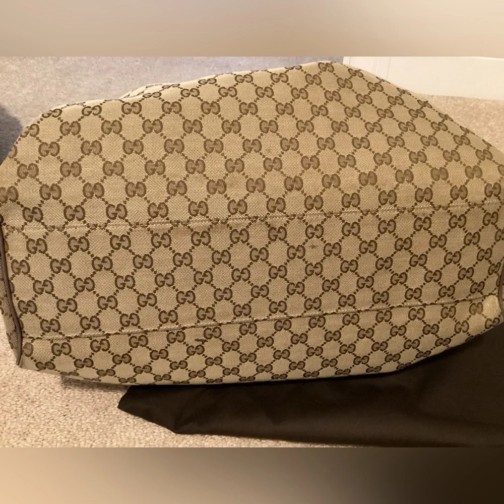 Vintage Authentic Larger GUCCI SUKEY Bag with lavender / purple trim RARE - Picture 13 of 16